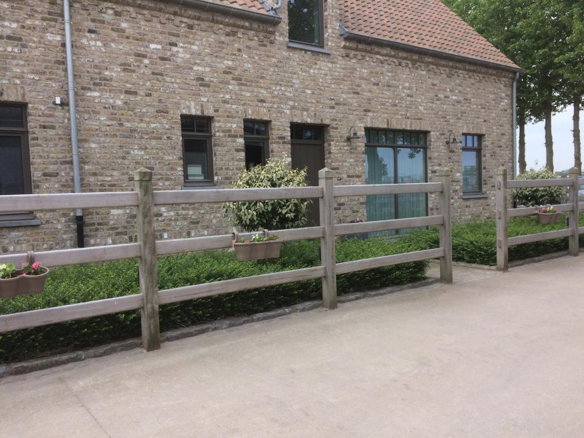 B&B De Waeterhoeve Snaaskerke Exterior foto